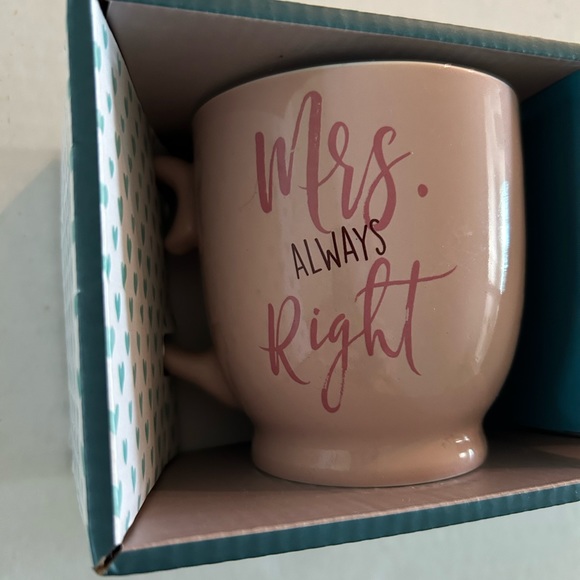 NWOT Couples Coffee or Tea Mugs Set. “Mr Right & Mrs Always Right” Great Gift. - Picture 3 of 3